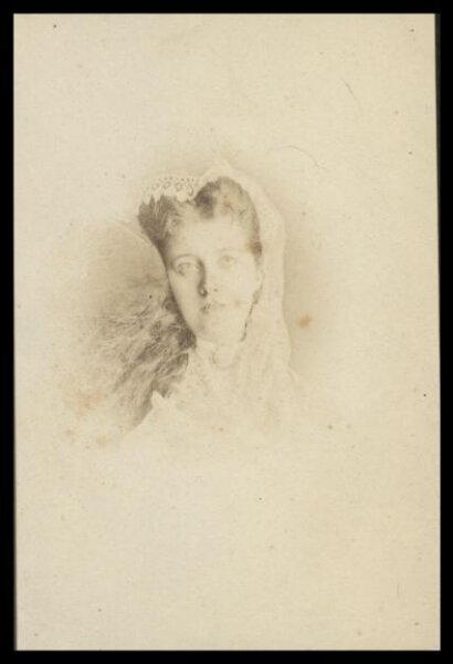London Stereoscopic and Photographic Company, Guy Little Theatrical Photograph
