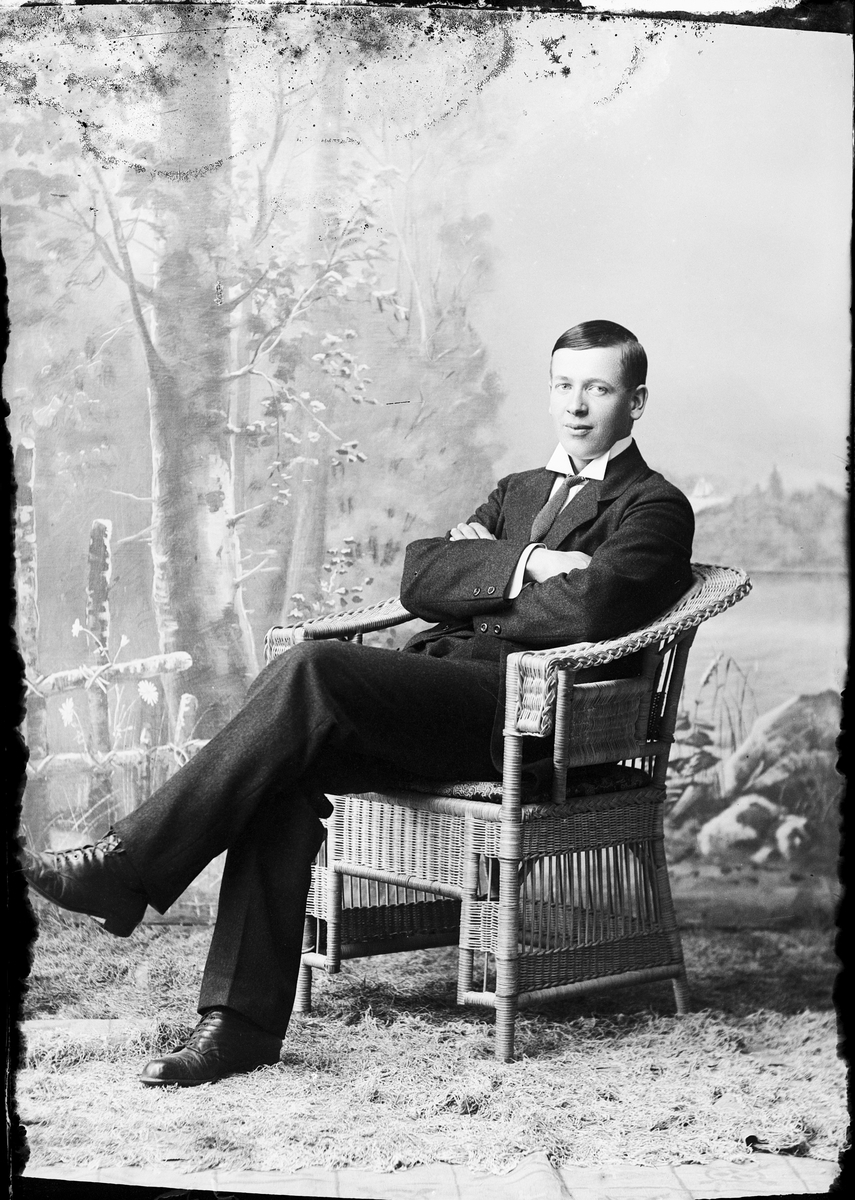 Skötsner-Edhlund, Ateljé Portrait - Man, Östhammar, Uppland