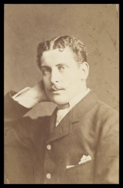 London Stereoscopic and Photographic Company, Guy Little Theatrical Photograph