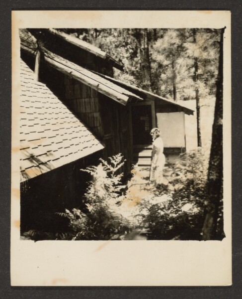 Louis Fleckenstein, [Florence at Cabin]