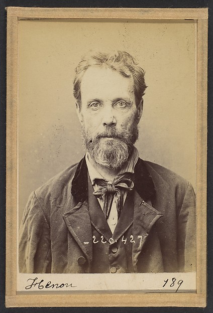 Alphonse Bertillon, Henon. François. 52 ans, né le 5/5/42 à Lyon (Rhône). Caissier. Anarchiste. 2/7/94.