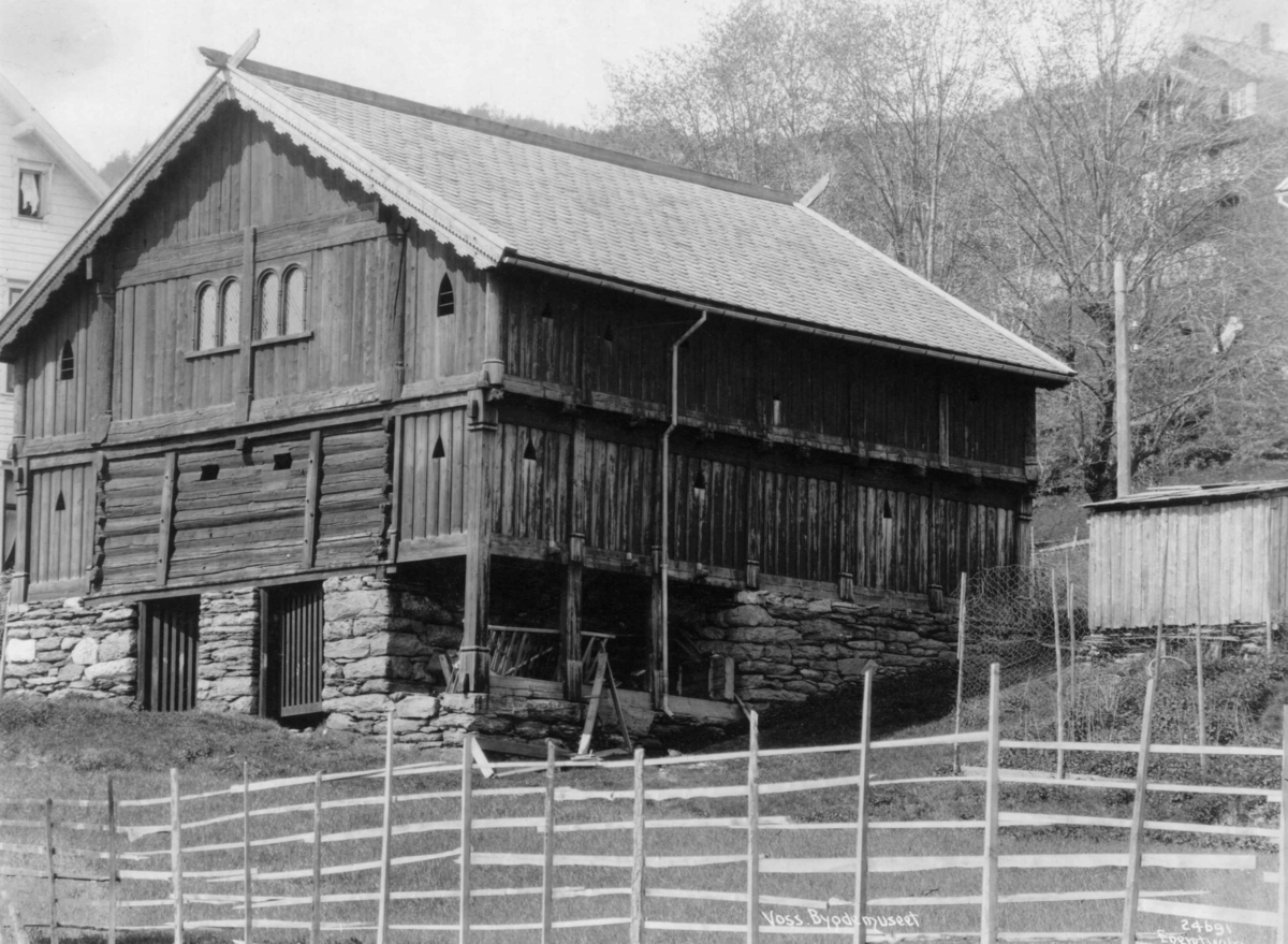 Anders Beer Wilse, Voss 1, Finnesloftet