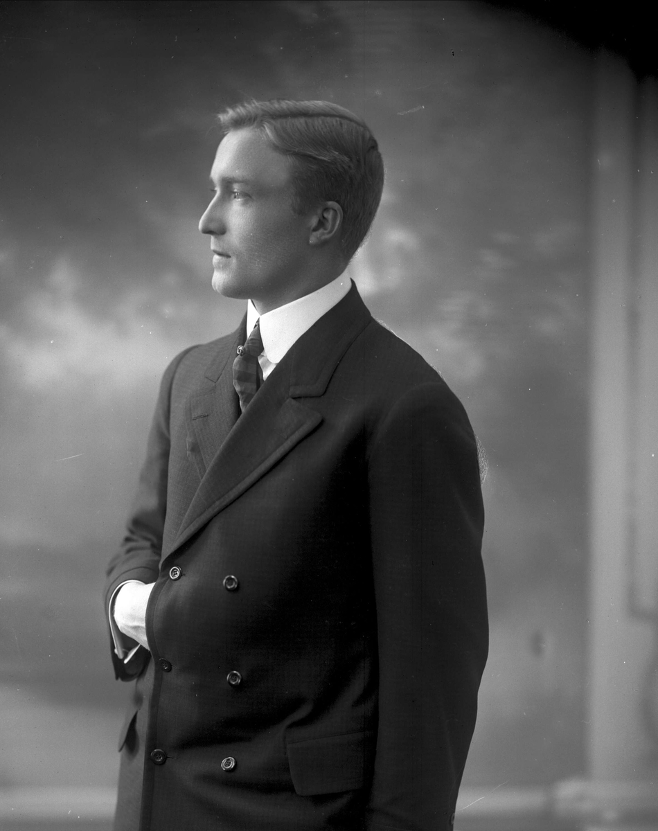 Gustav Borgen, NFB.10047