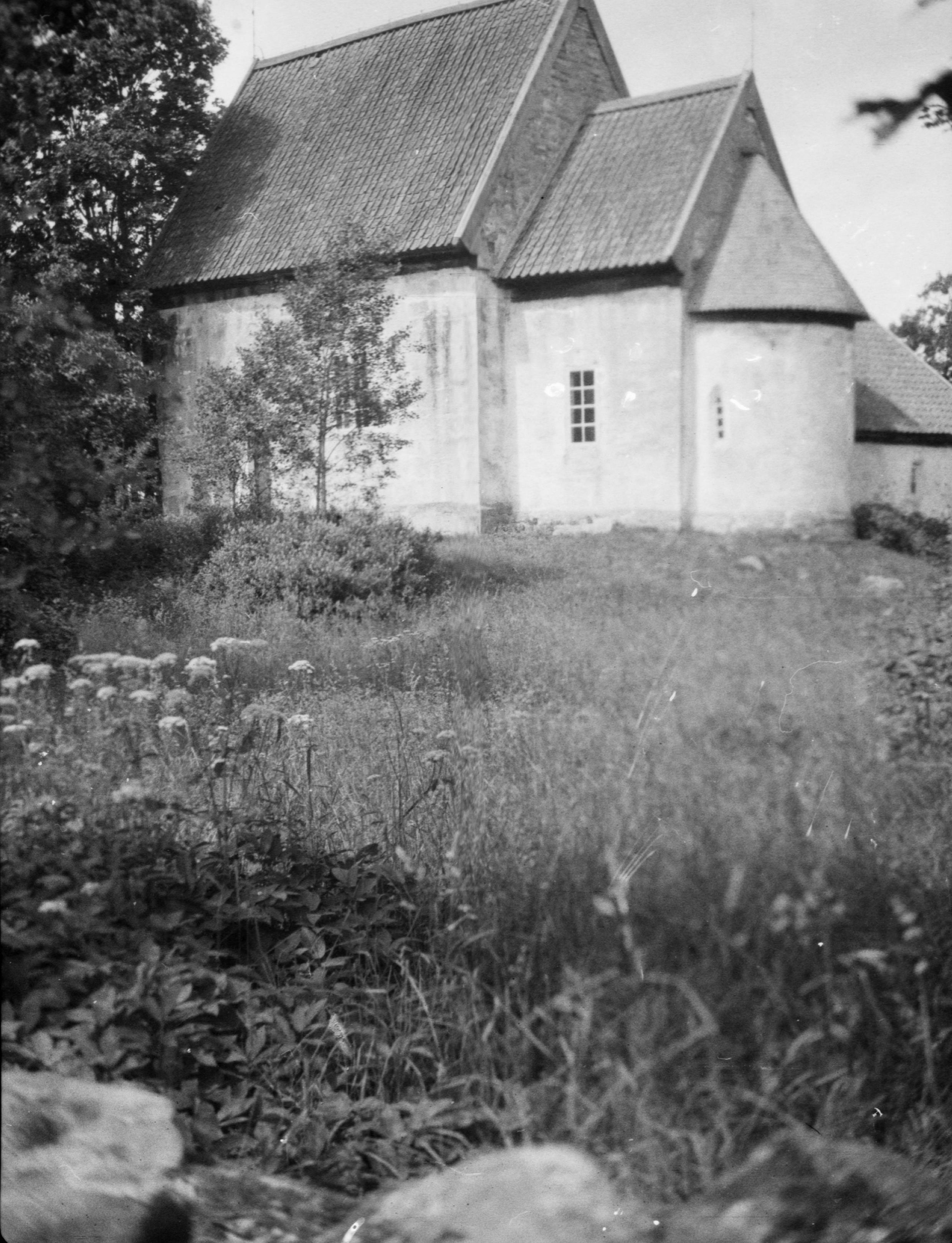 E. Lundberg, Suntaks gamla kyrka