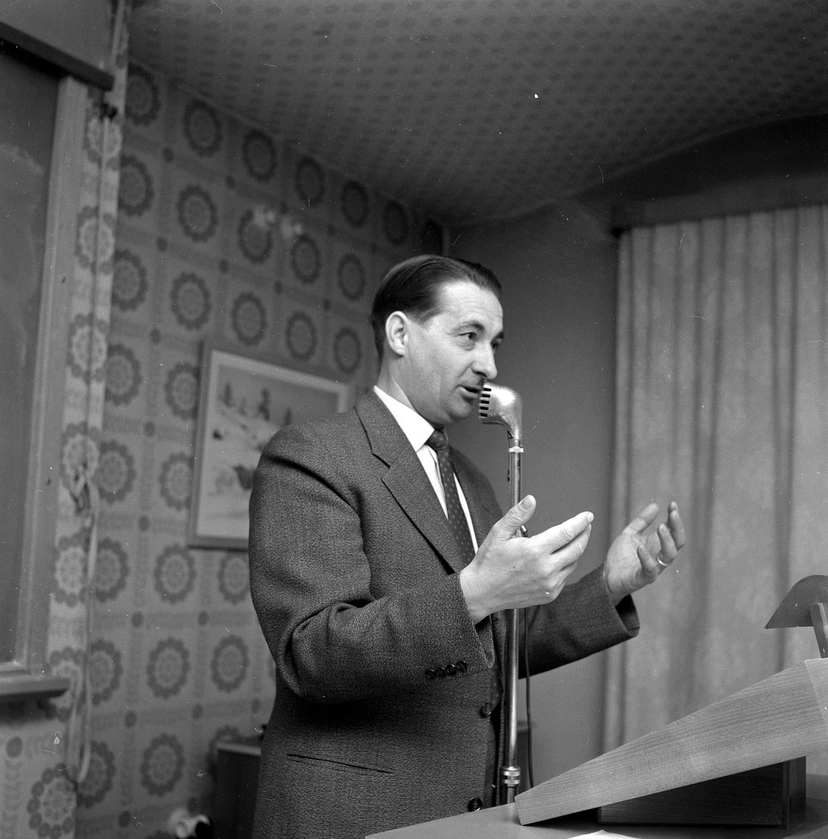 Örebro Kuriren, Konsumföreståndare-träff. 20 november 1958.