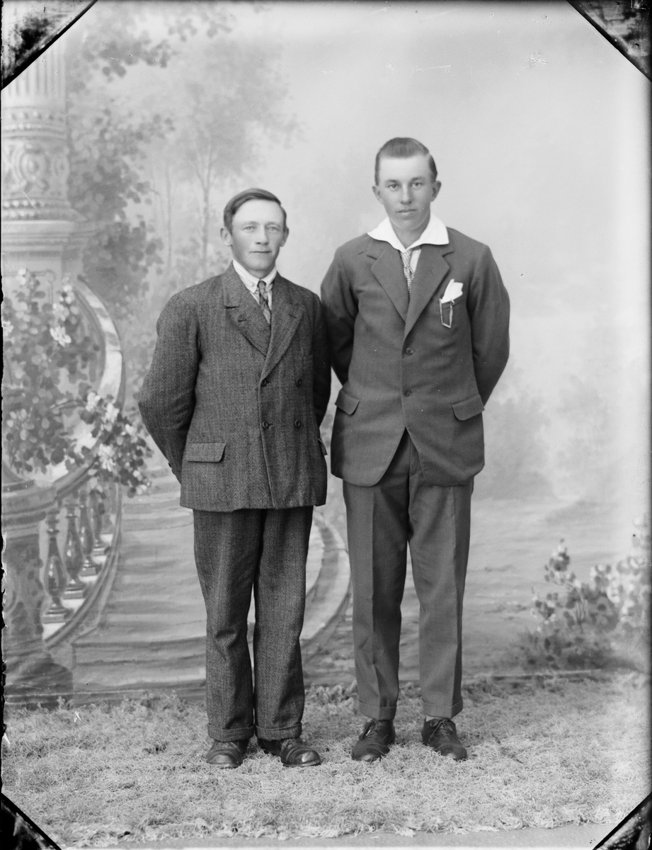 Skötsner-Edhlund, Två män, Östhammar, Uppland