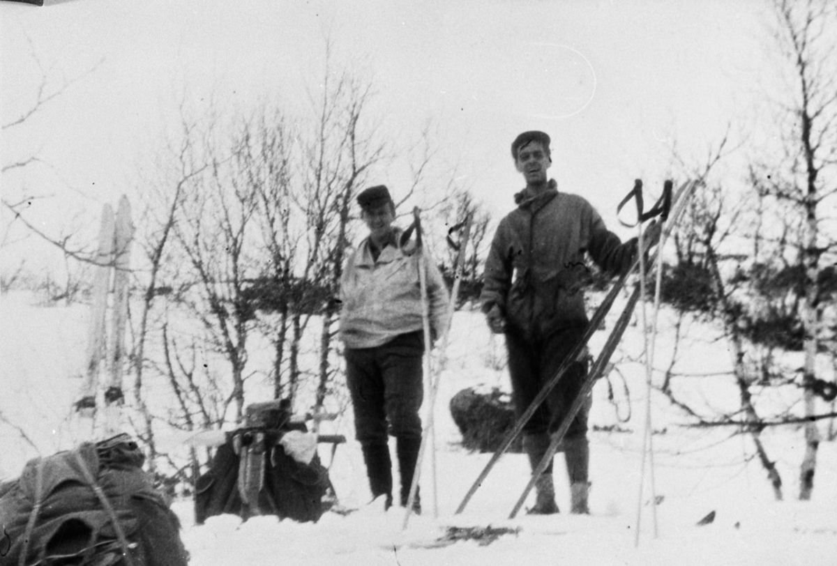 Oddvar Dobloug, Menn på skitur