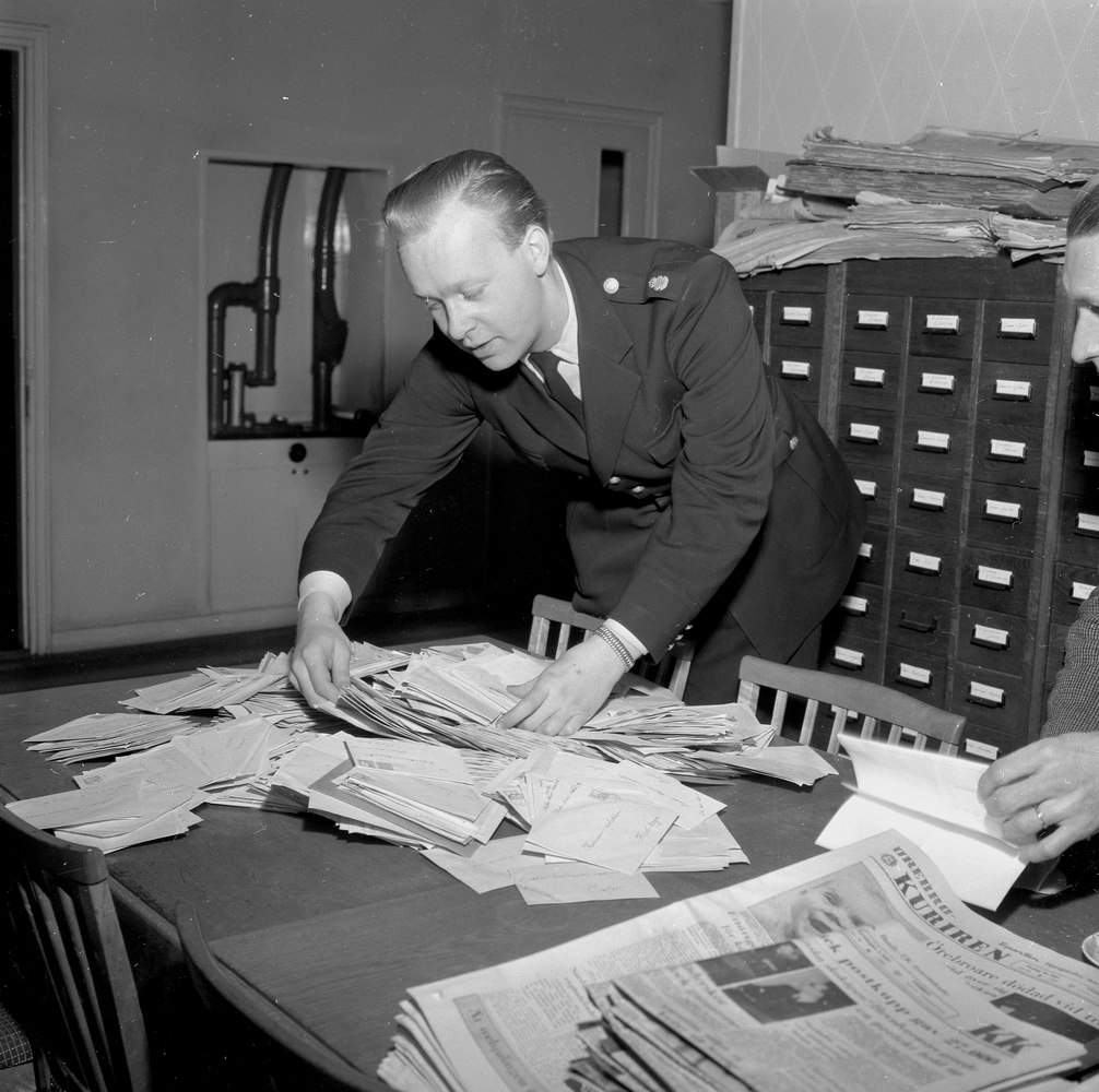Örebro Kuriren, Dragning i Kriss-krosstävling. 23 februari 1955