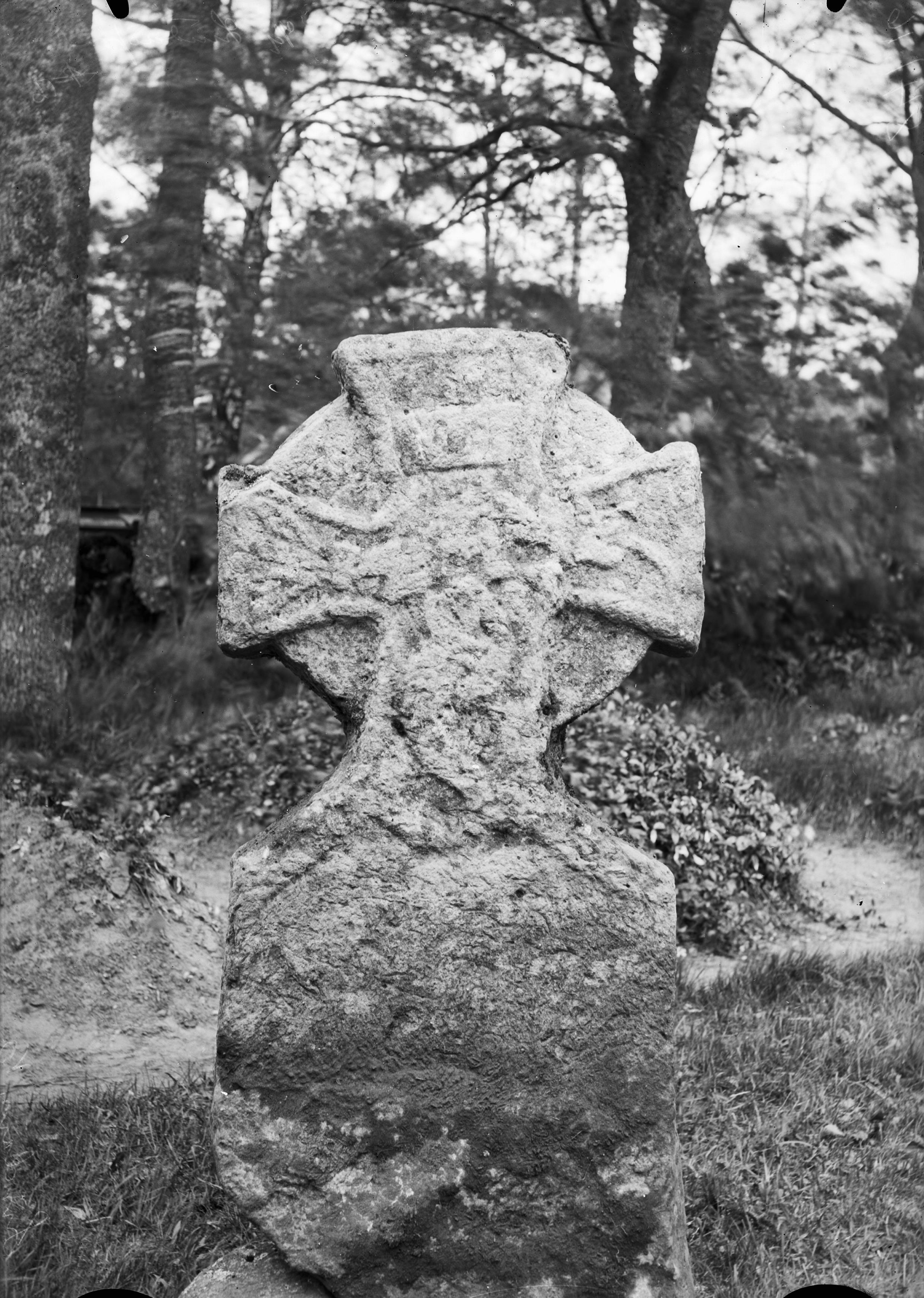 Anders Roland, Lindärva kyrka