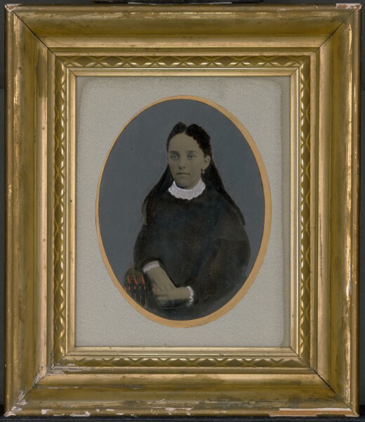 Unknown, [Portrait of young girl]