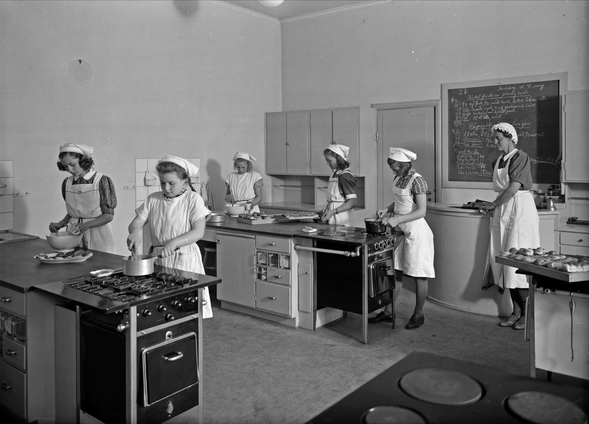 Paul Sandberg, Skolkök i Uppsala juni 1942