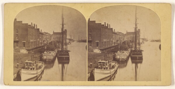 Unknown, [Docked boats]