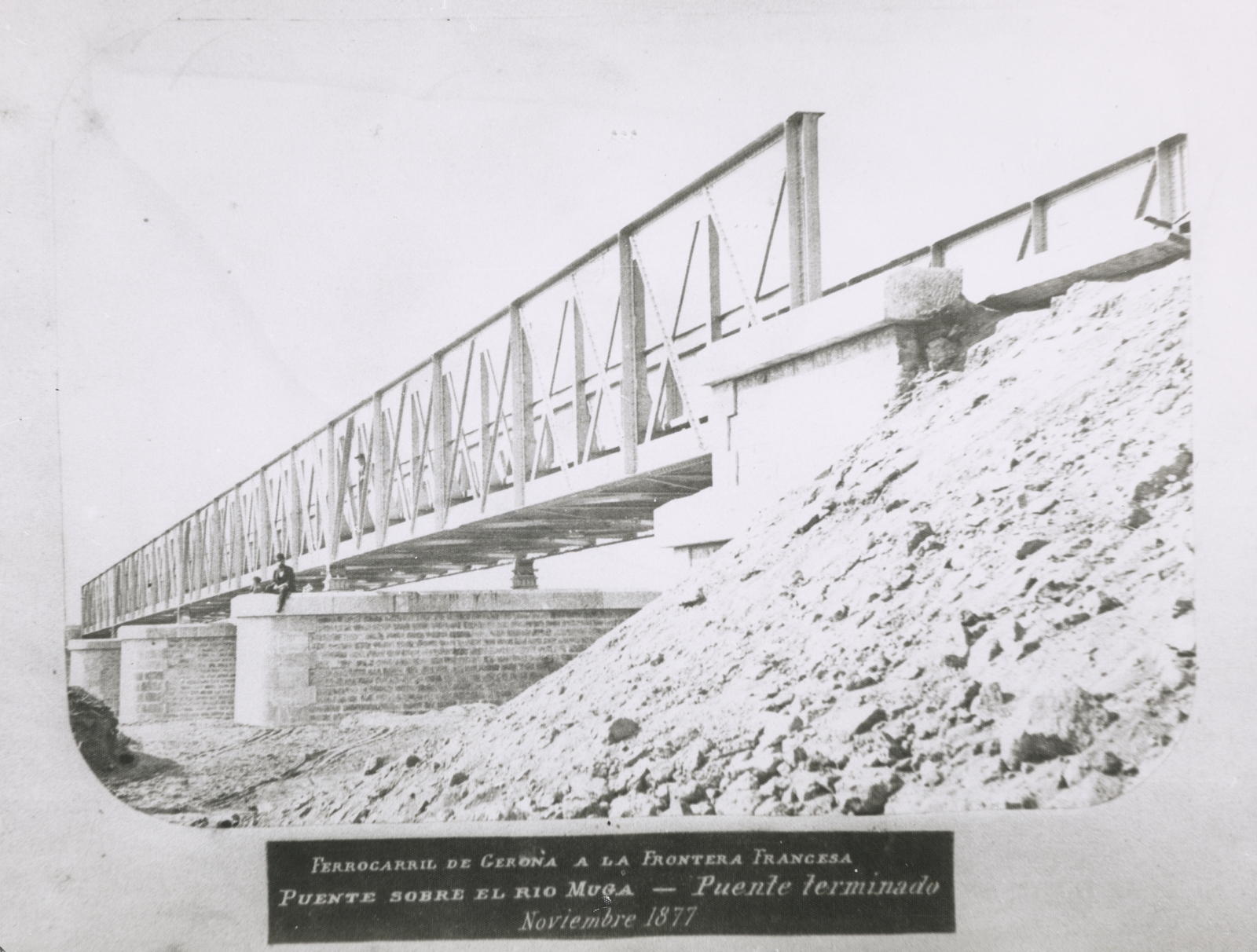 Desconegut, Puente sobre el río Muga- Puente terminado