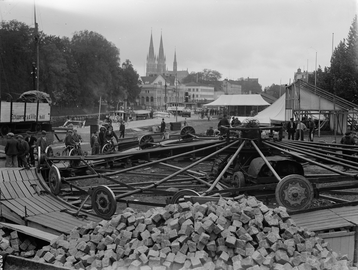 Paul Sandberg, The Children’s Day entertainment field under construction at Hamnplan, Kungbed