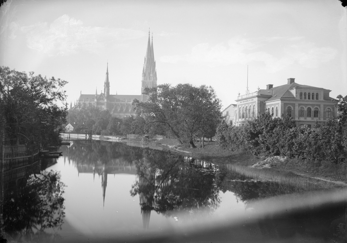 Henri Osti's Fotografiateliér, Fyrisån, Magdeburg och Uppsala domkyrka från norr 1891