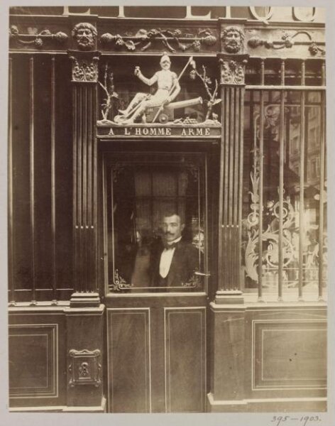 Atget, Jean-Eugène-Auguste, A l'Homme Arme, Paris, France