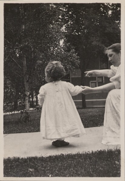 Unknown, [Woman and toddler]
