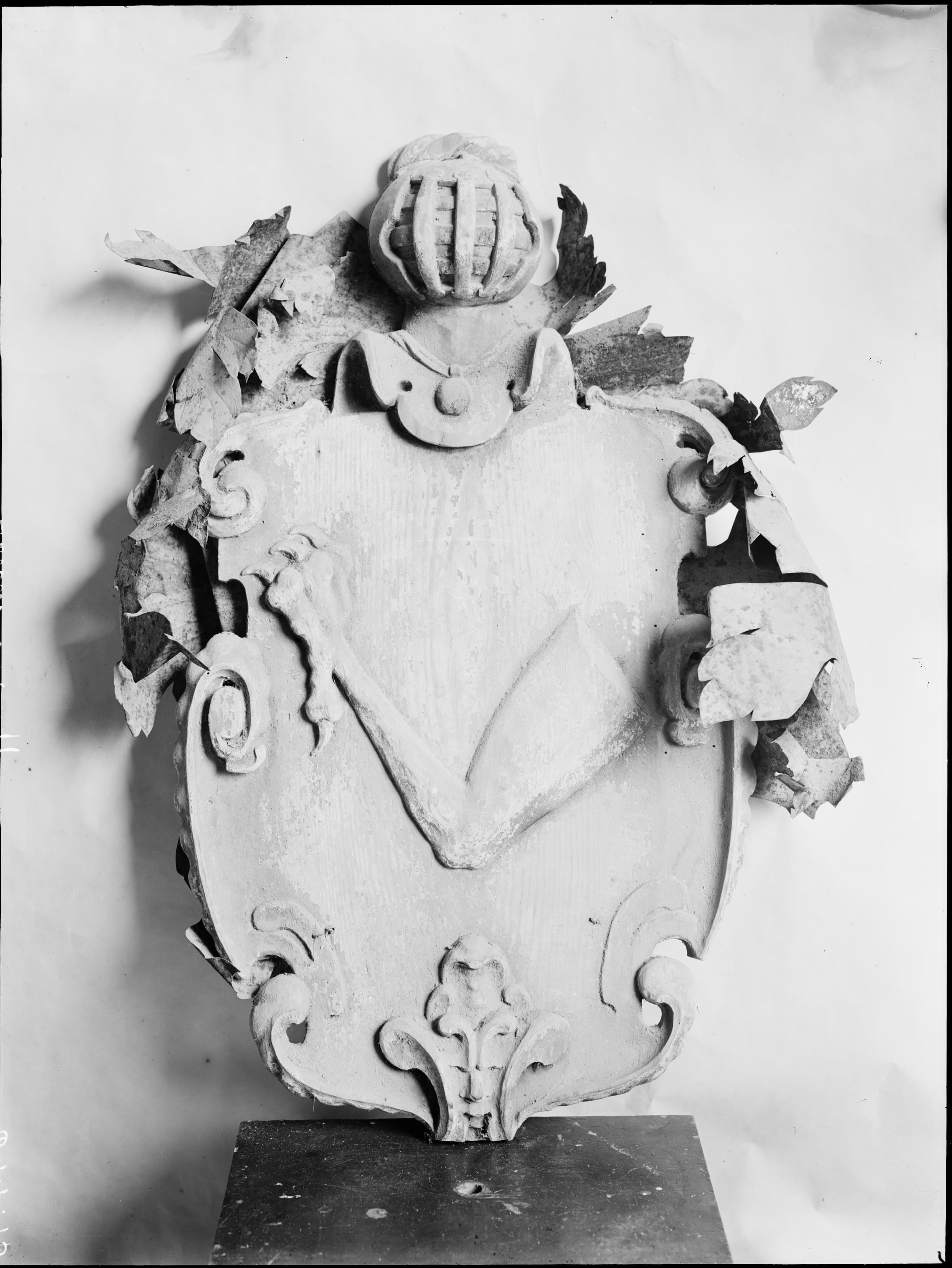 A. Lundmark, Breds kyrka