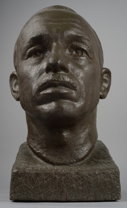 Unknown artist, Saviskulptuur A.H.Tammsaare J.Paberit