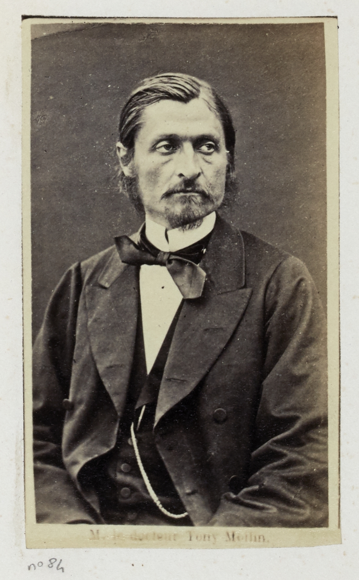 Ernest Charles Appert, Moilin Jules Antoine, dit Tony (1832-1871). Médecin, il est chirurgien major de la Garde nationale. Arrêté le 27 mai 1871, il est conduit au Luxembourg où siège un tribunal militaire. Après un interrogatoire sommaire, il est condamné et fusillé le...