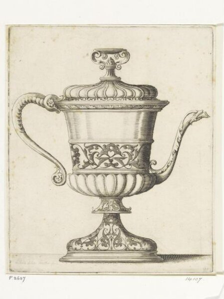 Holbein, Jug with narrow spout