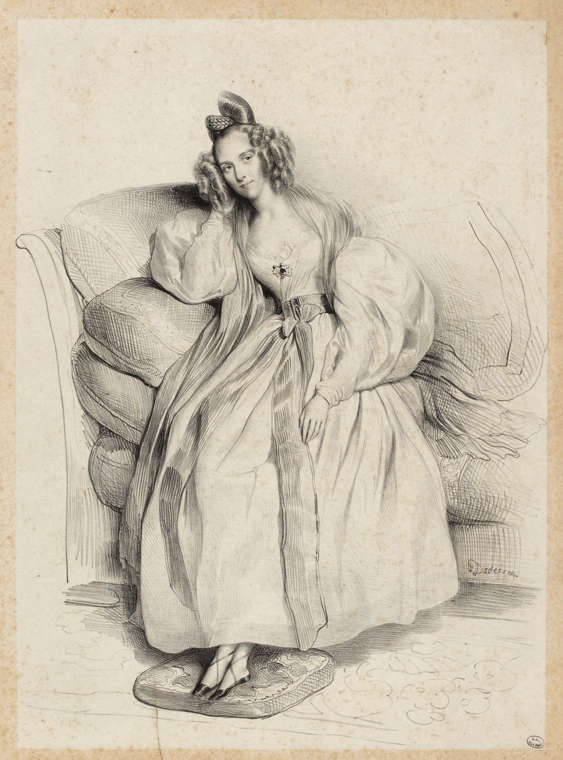 Achille Devéria, Jeune femme assise sur un canapé, en pied, la tête appuyée sur la main droite