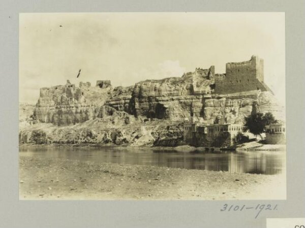 K.A.C. Creswell, The Citadel in Birecik, Turkey