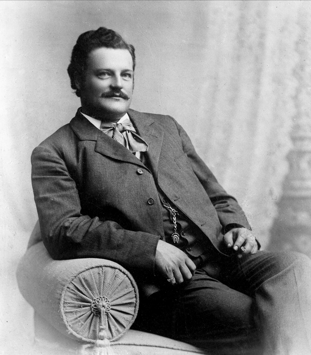 Gustav Borgen, Avfotografering.