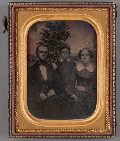 Unknown, [Portrait of a Family]