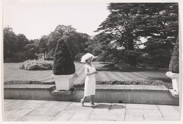 Beaton, Cecil (Sir), Photograph
