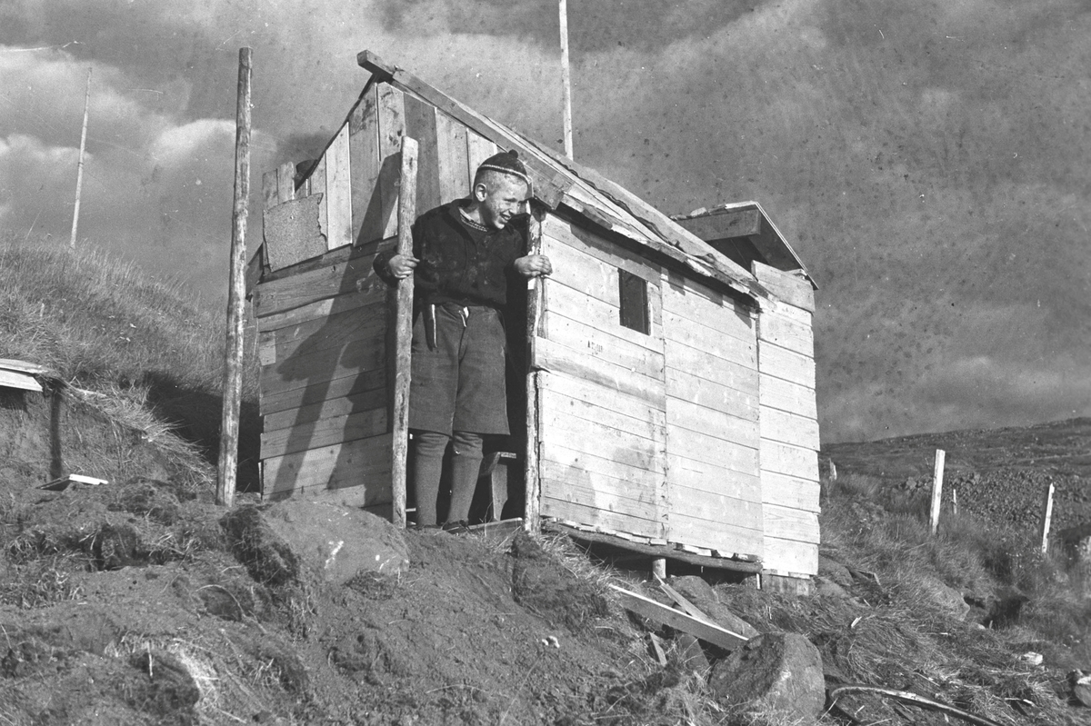 Ola Hanche-Olsen, NO.F004000