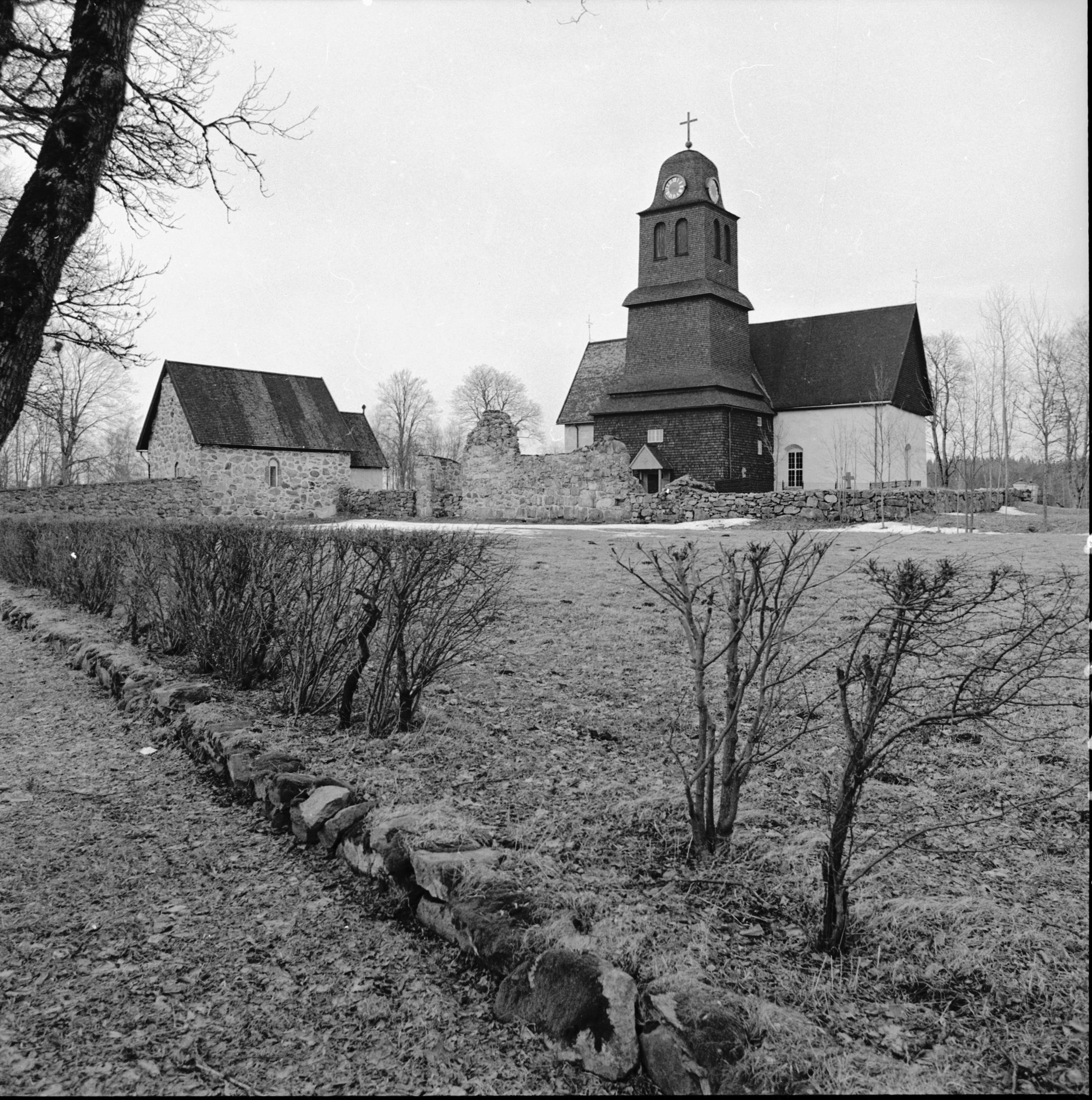 Sören Hallgren, Nydala kyrka (klosterkyrkan)