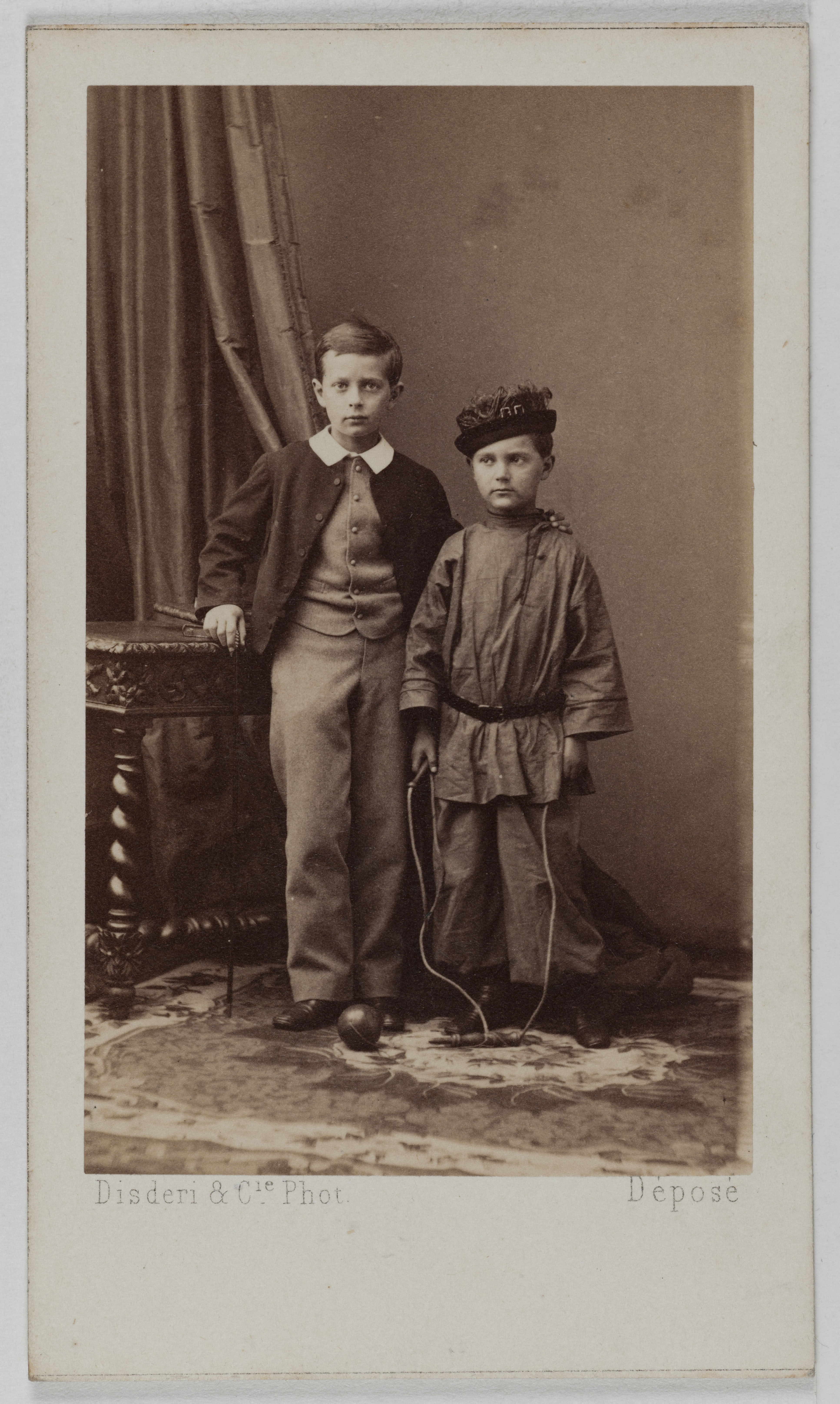 Disderi & Cie, Portrait de Nicolas et Serge, ducs de Leuchtenberg, (petits fils de l'Empereur Nicolas Ier)