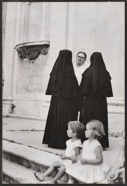Cartier-Bresson, Henri, Photograph