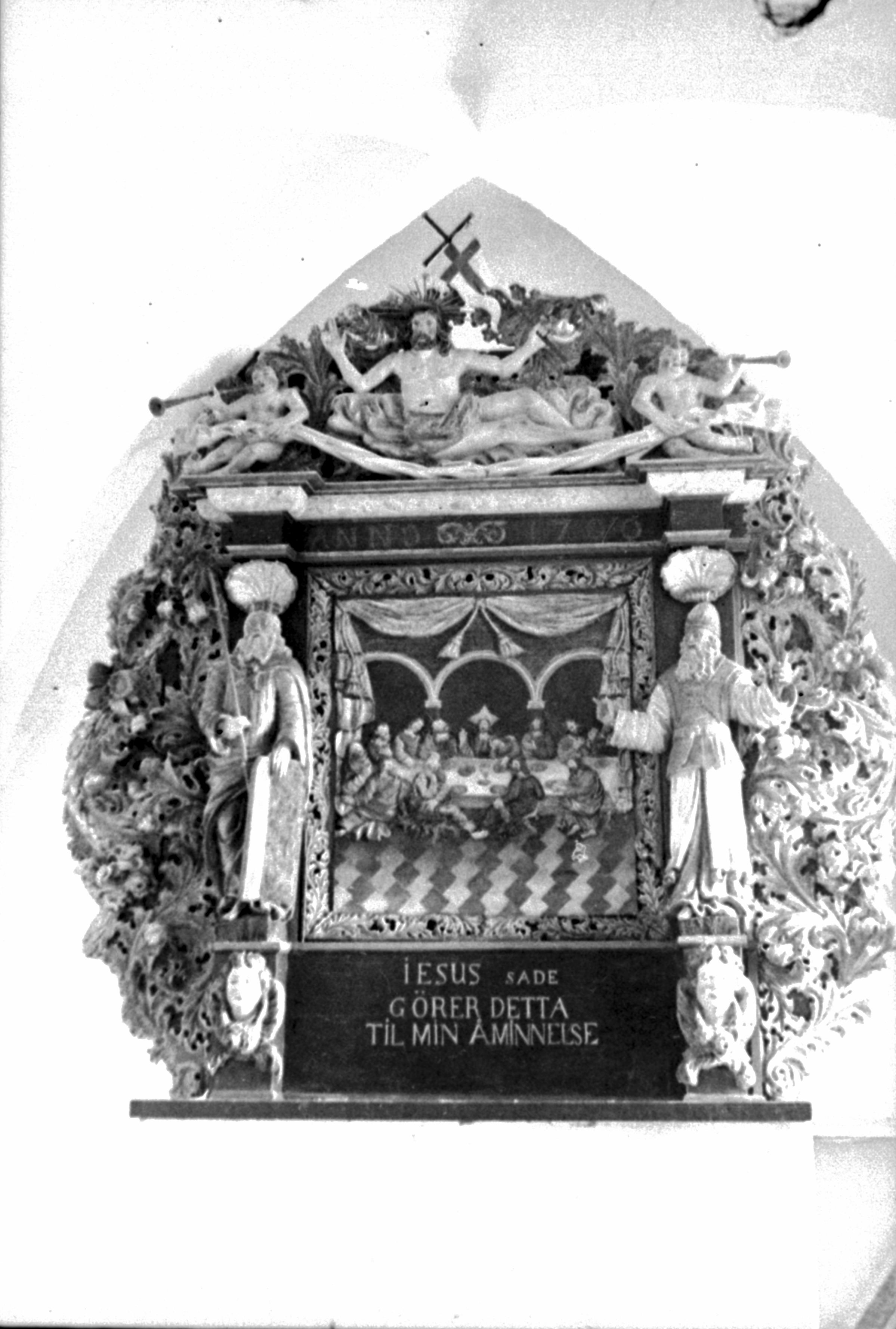 Osvald Owald, Djurröds kyrka