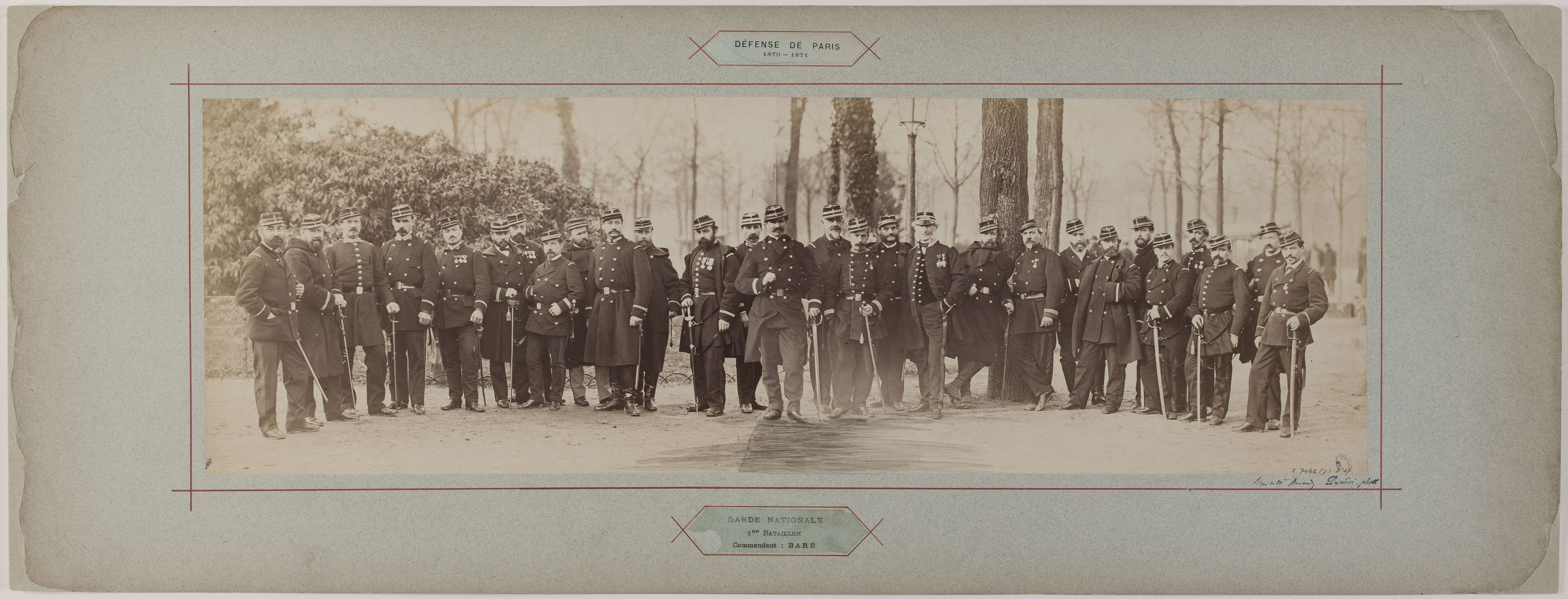 André-Adolphe-Eugène Disdéri, Panorama : portrait de groupe du 1er bataillon sous le commandant Baré.