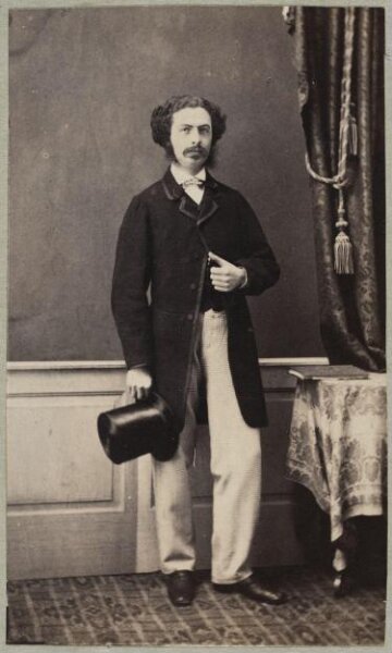 Unknown, Carte-de-visite photographs (480). Four photographs  are dry-mounted to each sheet (120).
