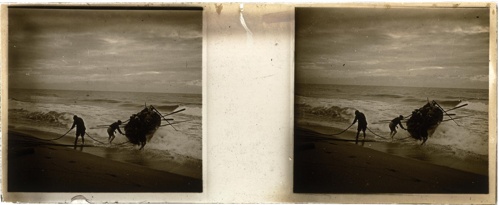 Desconegut, [Dated on the beach]