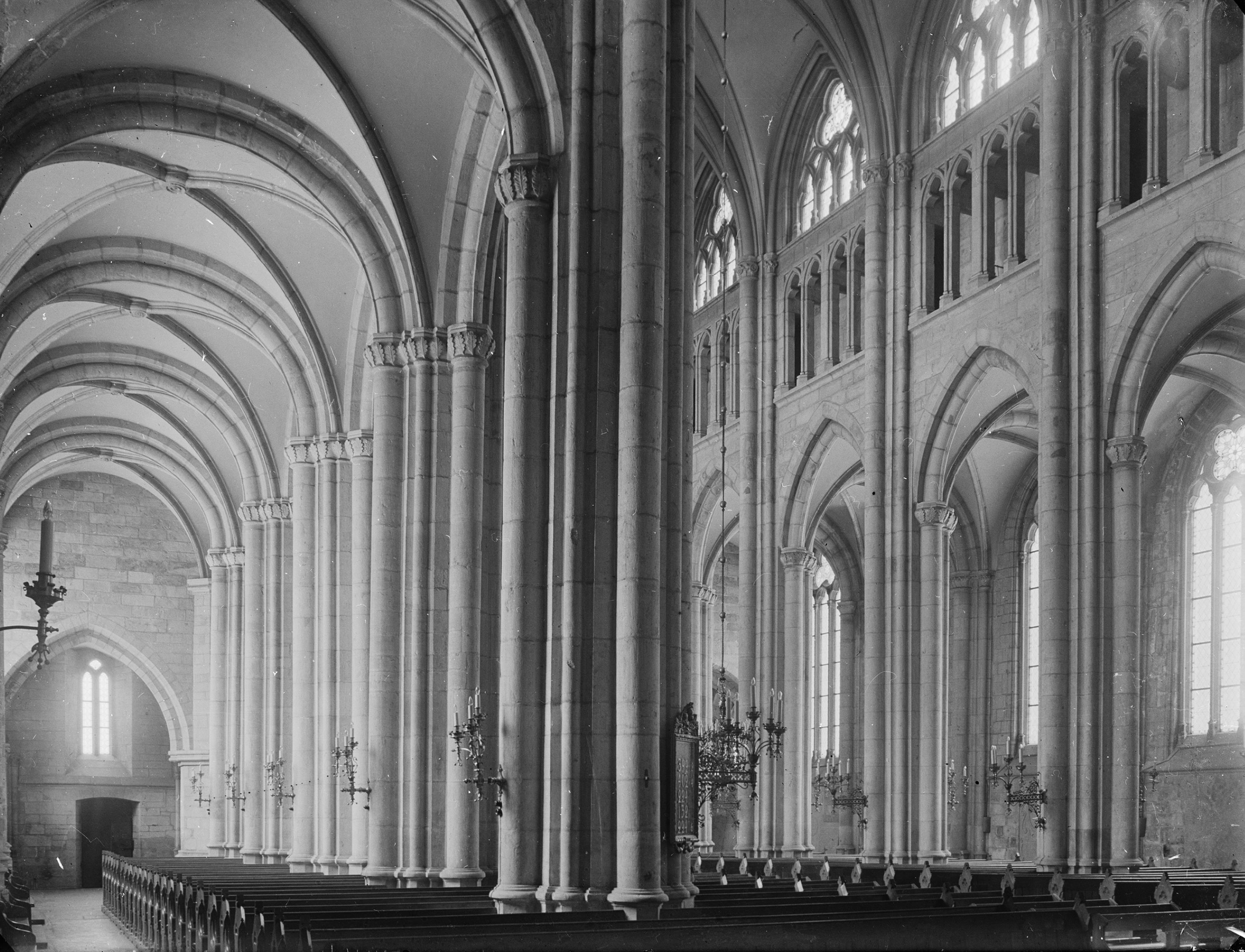 Iwar Anderson, Skara domkyrka (Sankta Maria kyrka)