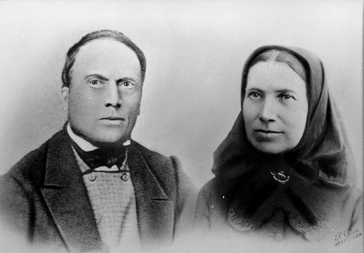 Anno Domkirkeodden, Lars Løken (1820 - 1883) og Kjersti Løken født Bolstad (1834 - 1925), Løken vestre, Veldre, Ringsaker.