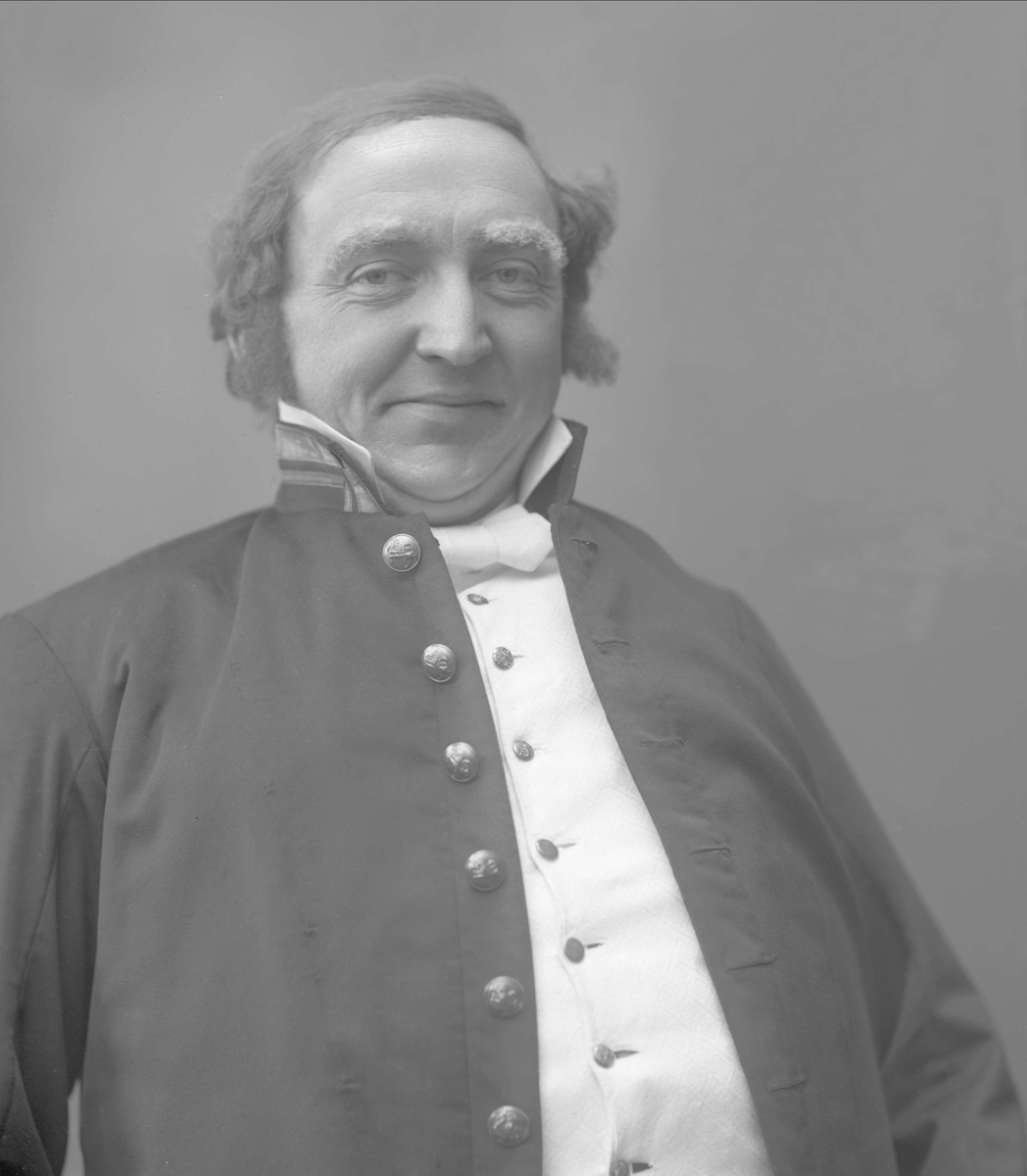 Gustav Borgen, Portrett, skuespiller Stormoen som fogden i Brand.