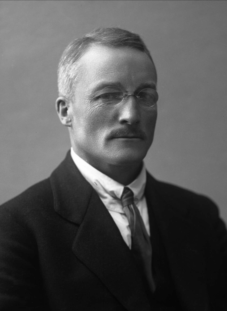 Gustav Borgen, NFB.35174