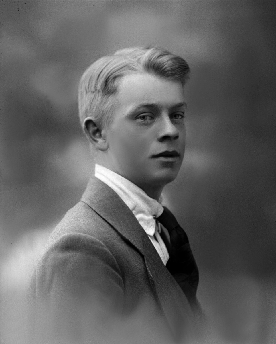 Gustav Borgen, NFB.39945