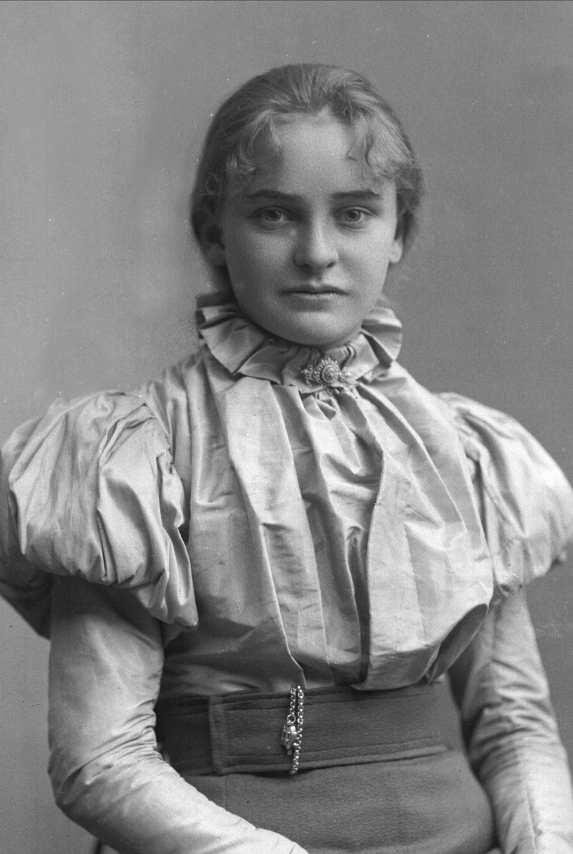 Gustav Borgen, Antakelig portrett av Inga Louise Hjort.