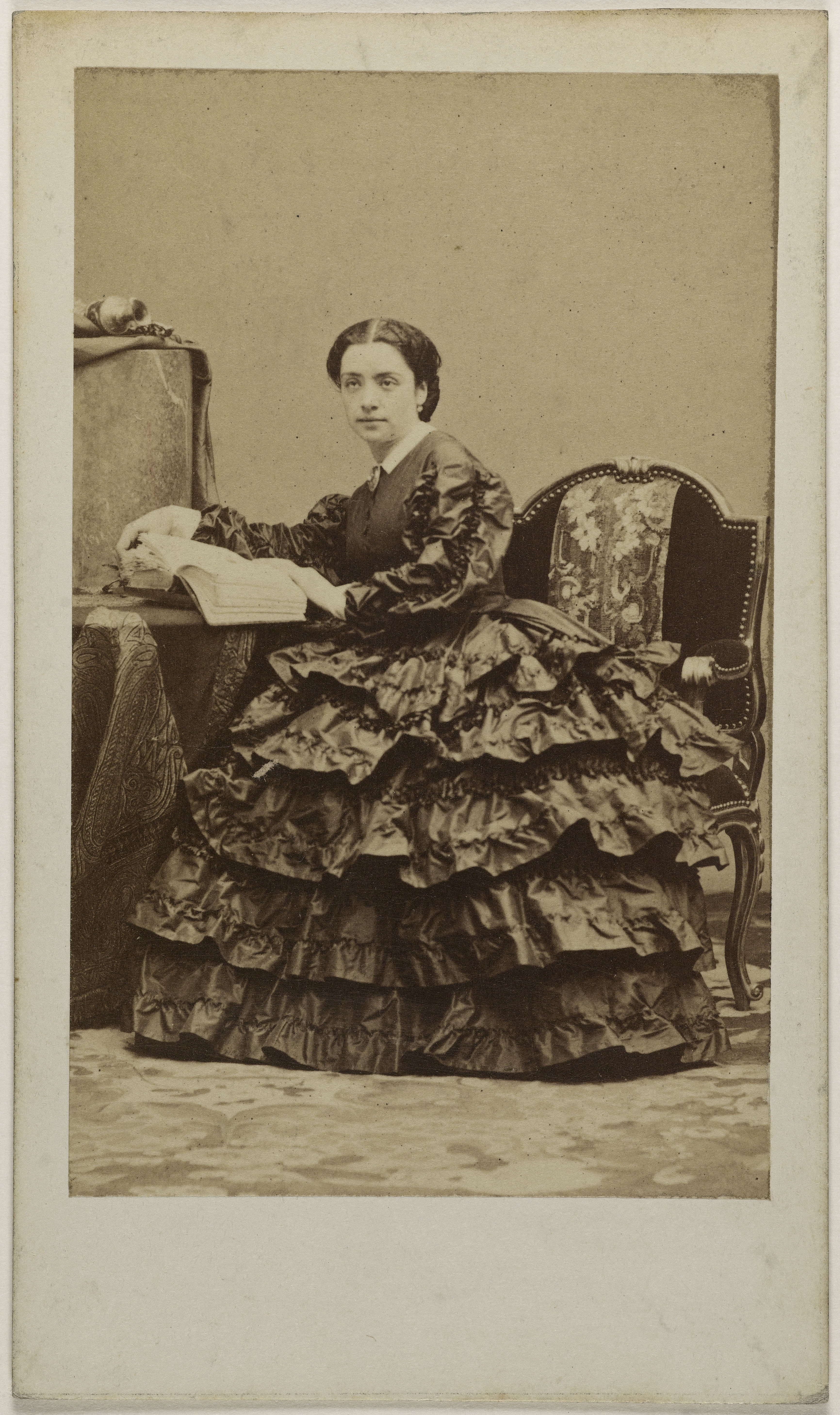 Disderi & Cie, Portrait de Bélia, Zoé, (née Victorine-Zoé Delau), (1836-), (chanteuse)