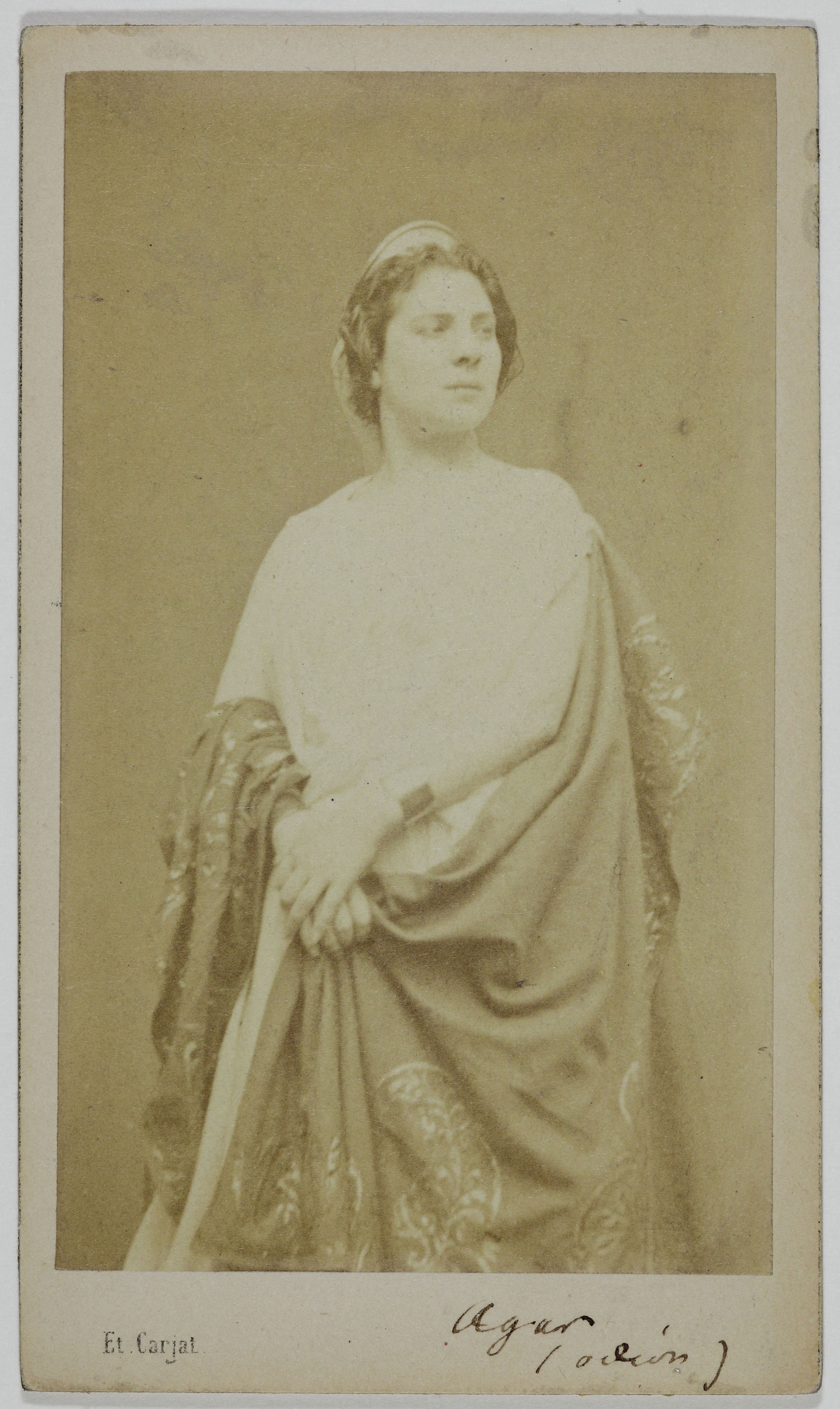 Etienne Carjat, Portrait d'Agar, (née Marie-Léonie Charvier), (1832-1891), (comédienne)
