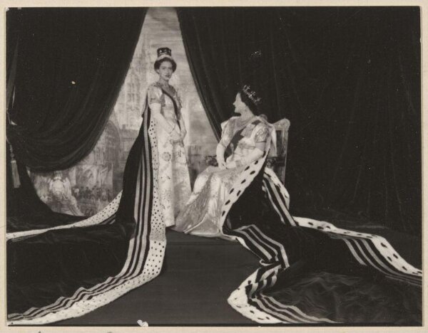 Beaton, Cecil (Sir), Photograph