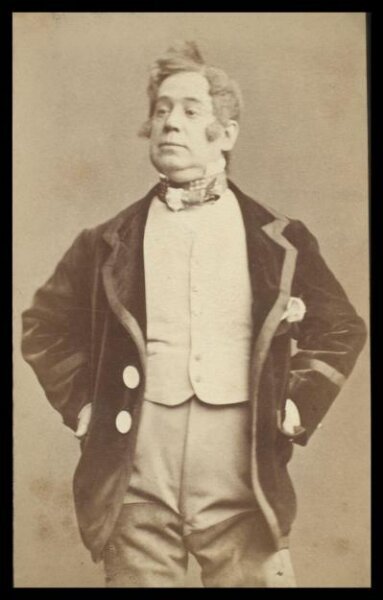 London Stereoscopic and Photographic Company, Guy Little Theatrical Photograph