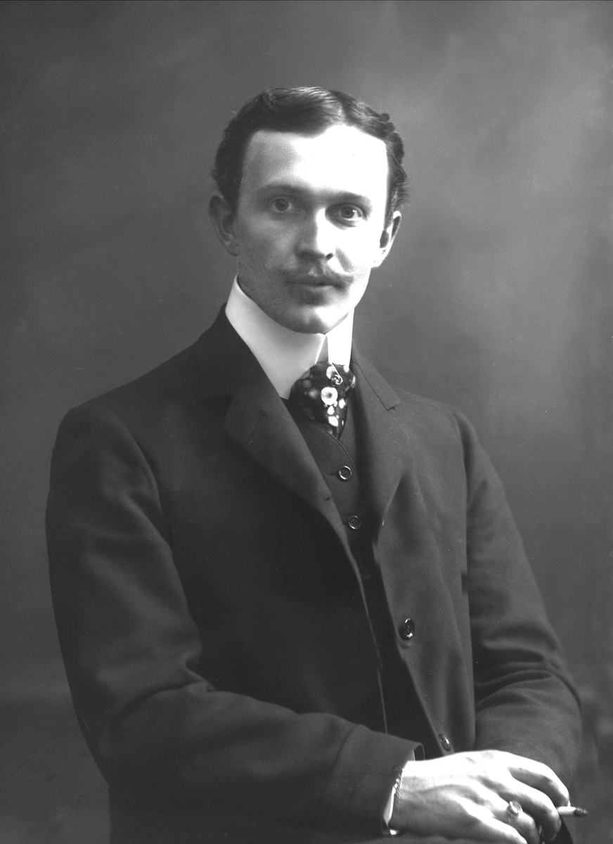 Gustav Borgen, NFB.43430