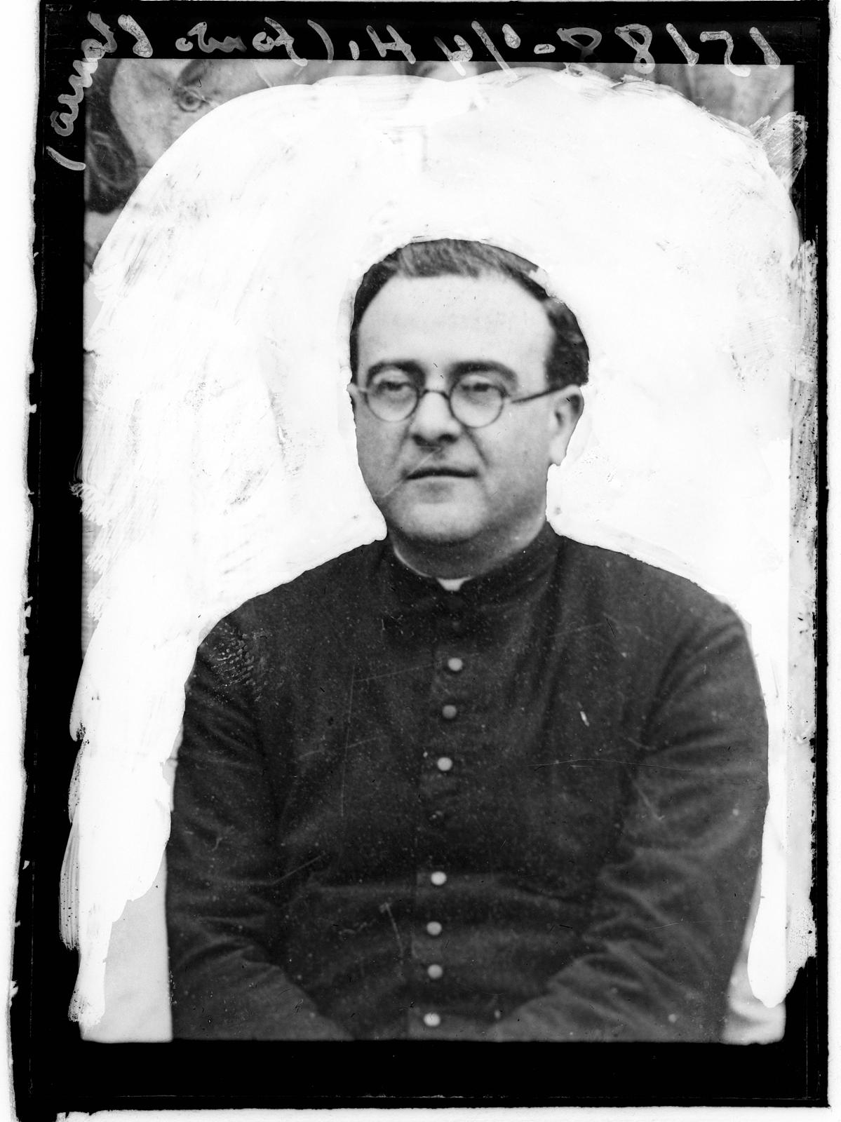 Desconegut, [Retrat d'estudi]